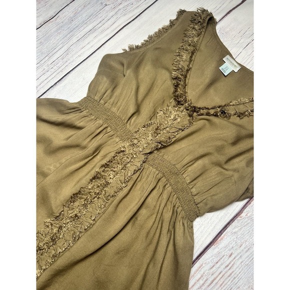 Motherhood Maternity Sleeveless Lightweight Top Spring Summer Olive Size L - Picture 4 of 5